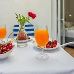 Skalinada Sea View 3*