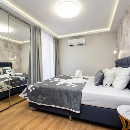 Skalinada Sea View 3*