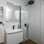 Pensjonat Skalinada Sea View Lokva Rogoznica