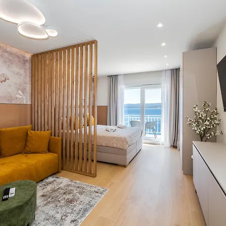 게스트하우스 Skalinada Sea View 로크바 로고즈니차